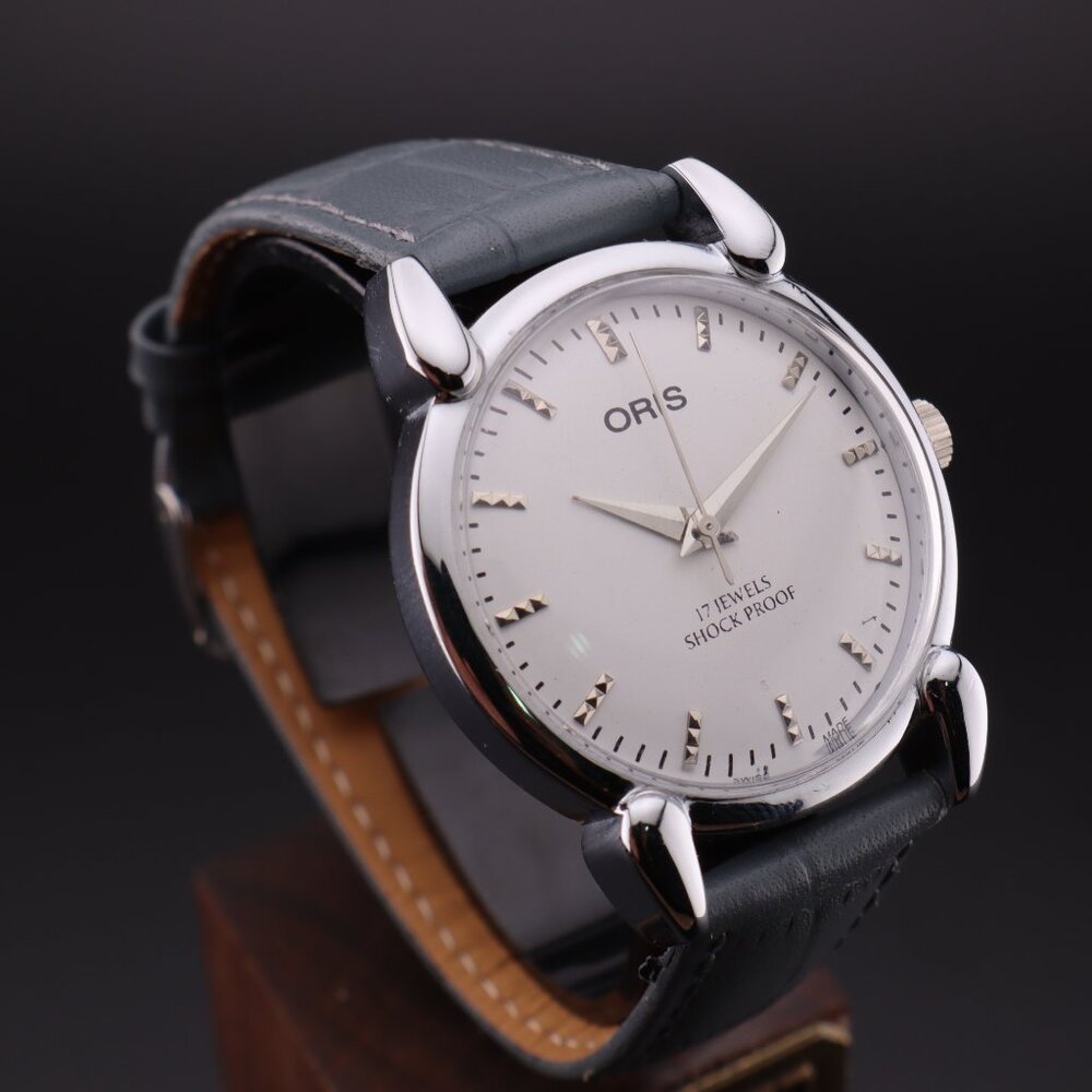 Oris Vintage Swiss 17 Jewels Hand-Wound Mechanical Men's Watch - FREE SHIPPING